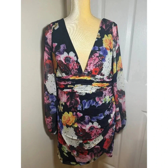 NWT Ieena for Mac Duggal Floral Illusion Puff Sleeve V-Neck Fitted Mini Dress - Picture 3 of 14